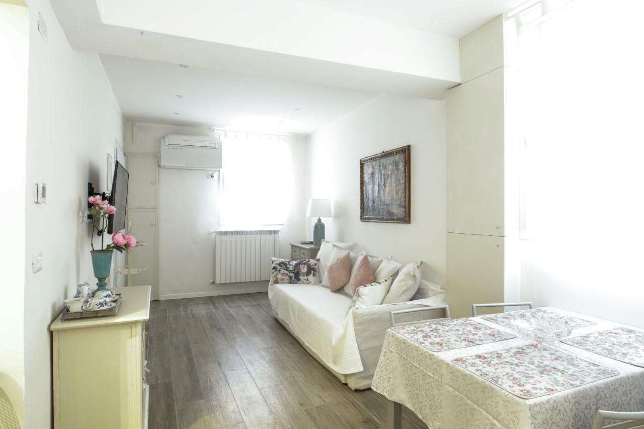 Charming And Cosy Apartment Bologna Exterior photo